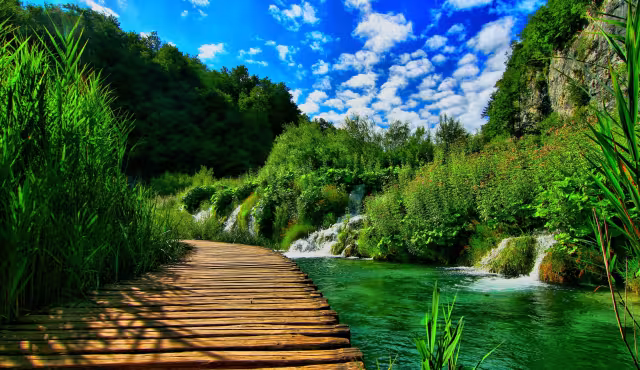 تصویر رودخانه برای والپیپر و پس‌زمینه در موضوع علم و طبیعت