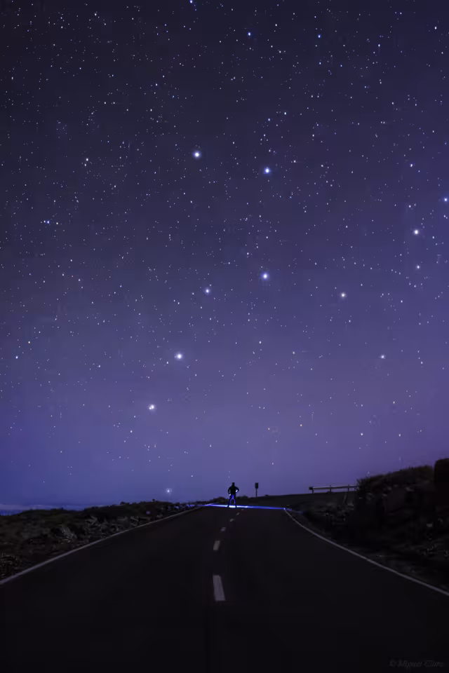 تصویر صورت فلکی دب اکبر برای والپیپر و پس‌زمینه در موضوع فضا و نجوم