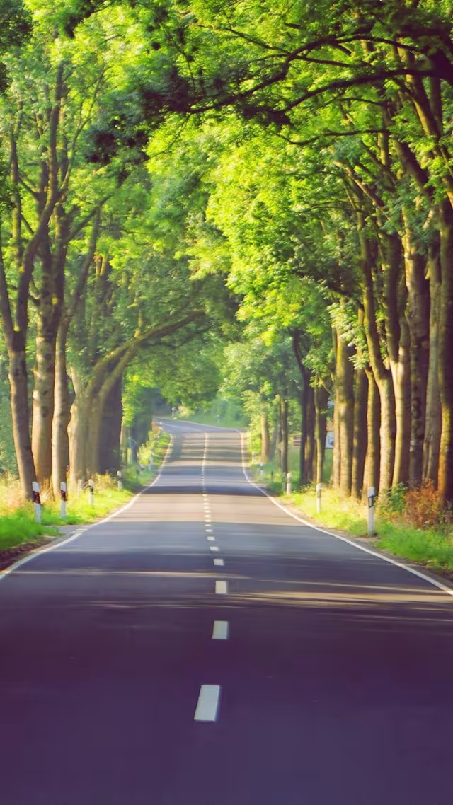 تصویر پیکس‌آرت برای والپیپر و پس‌زمینه در موضوع تکنولوژی