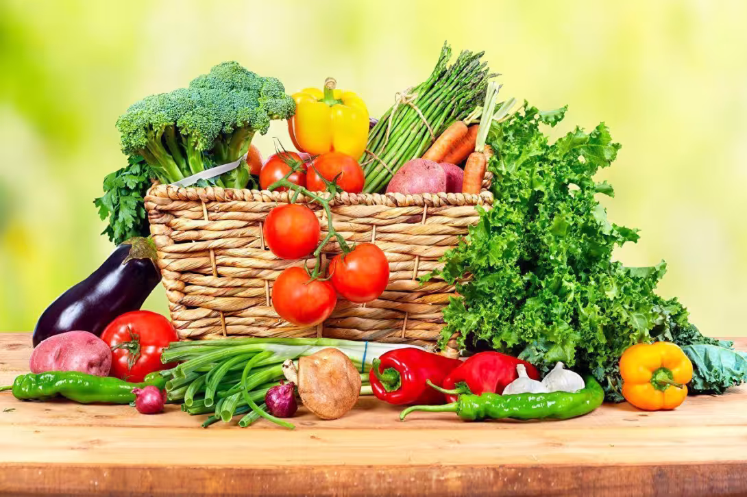 تصویر سبزیجات برای والپیپر و پس‌زمینه در موضوع غذا و آشامیدنی
