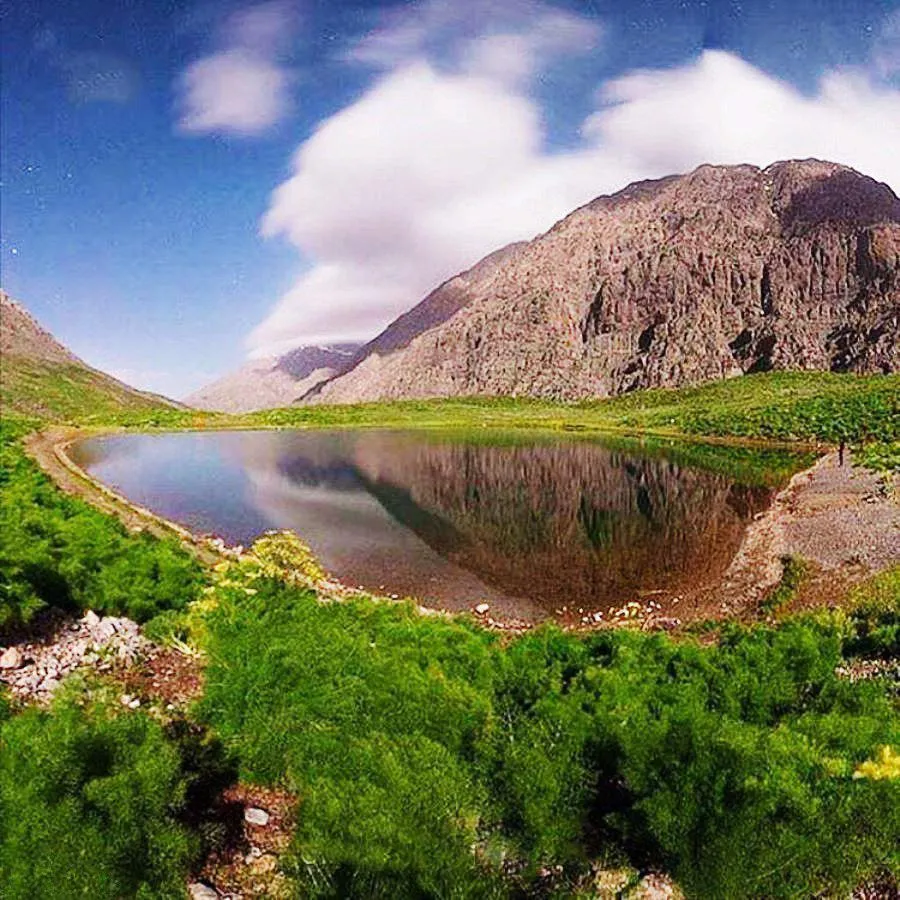 دریاچه ی کوه گل سی سخت